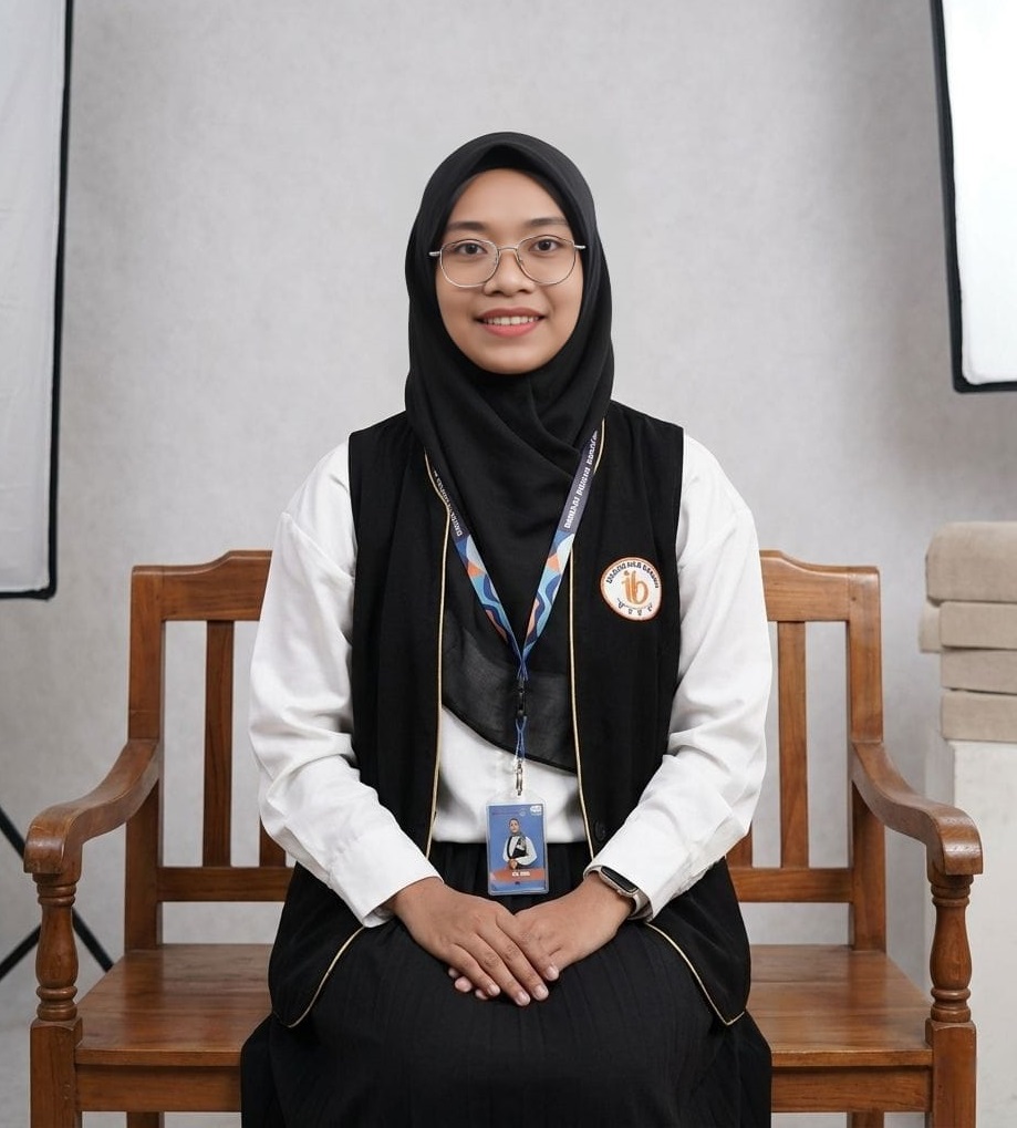 Dian Aria Ningsih, S. Kom., Gr.